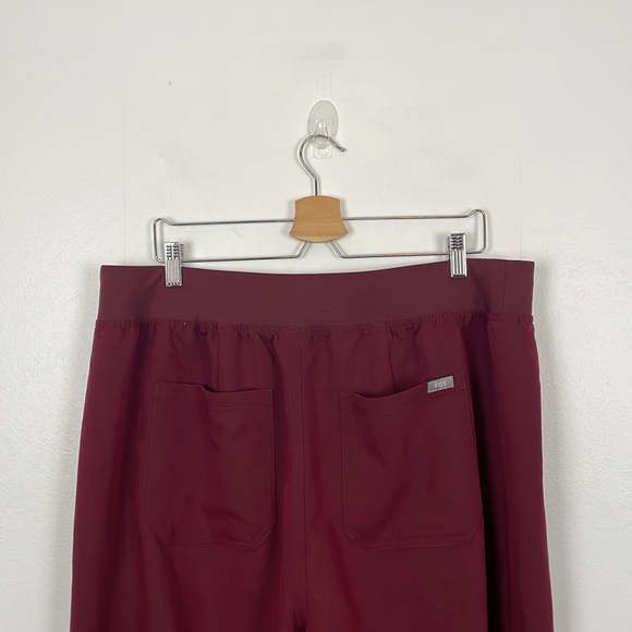 Figs Technical Collection Womens 3XLT Maroon Scrubs 2 Pocket Drawstring Waist - Picture 6 of 10
